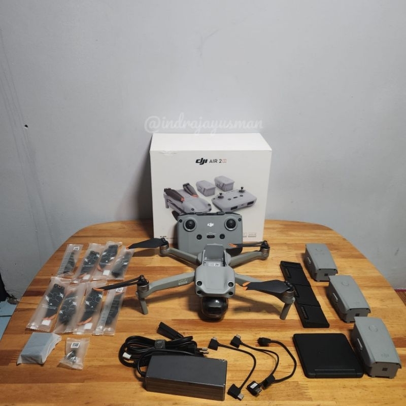Dji mavic air 2s combo second like new