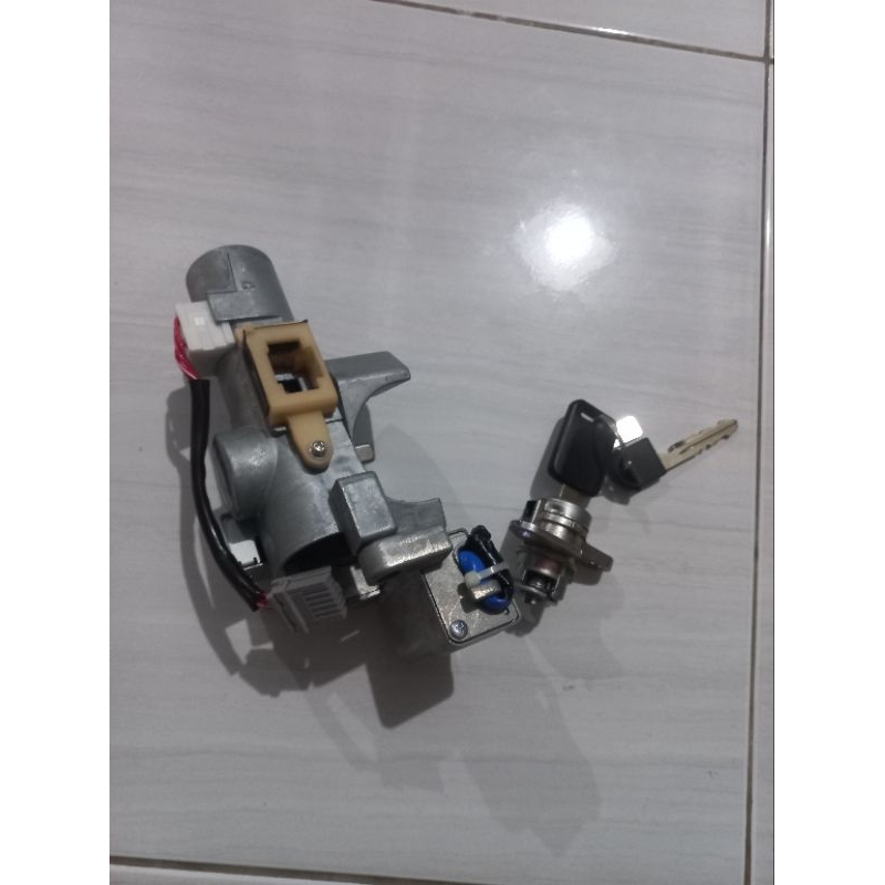 Kunci kontak set nissan evalia lock steer evalia