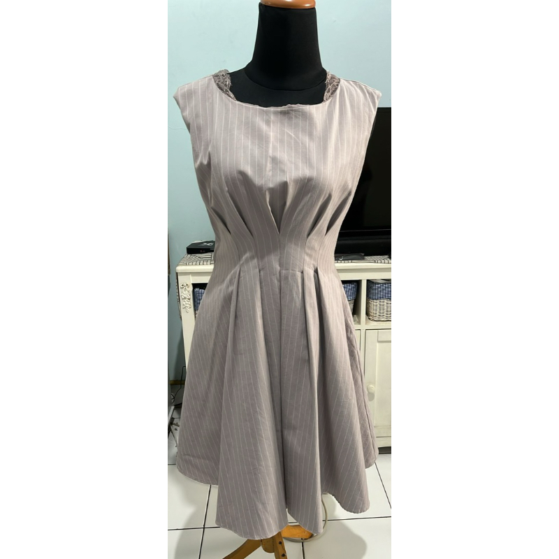 DRESS AXES FEMME