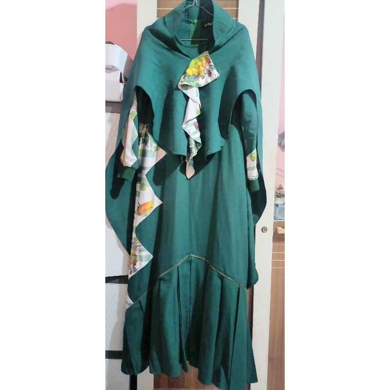 PRELOVED SET GAMIS JILBAB SYARI A ZIZIL/ DRESS BRANDED