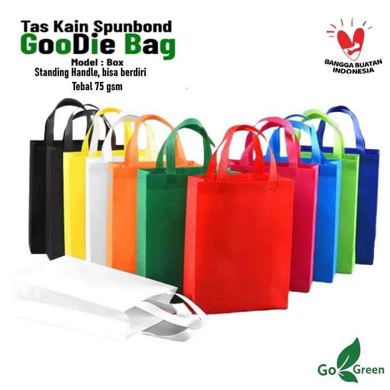 

Tas Spunbond Handle Box Jahit goodie bag kotak/tas belanja,tas souvenir,promosi,ultah,tas kain polos