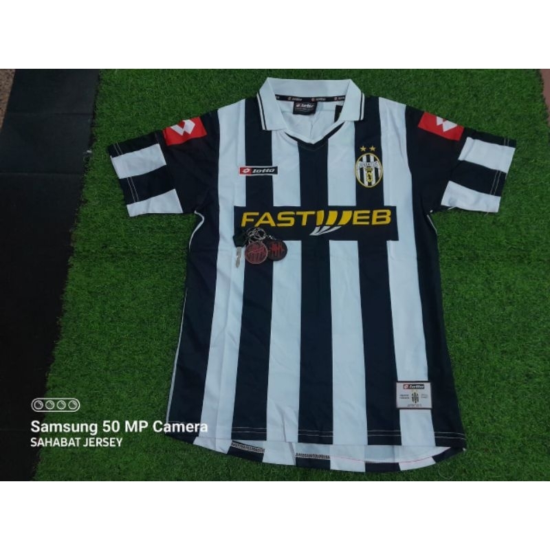 Jersey Juventus Home Retro 2001