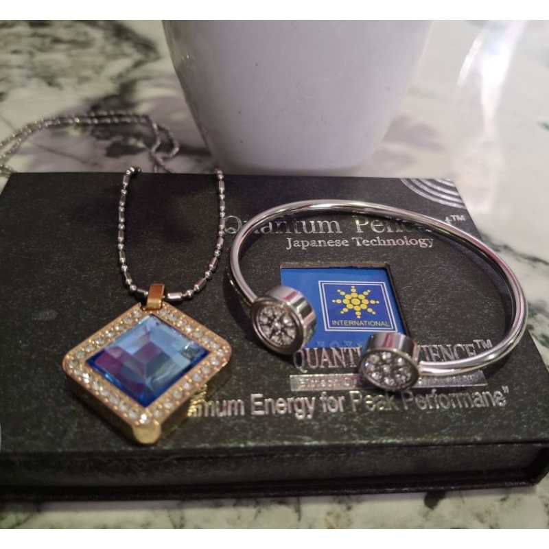 Satu Set Kalung dan Gelang Kesehatan Titanium bersertipikat