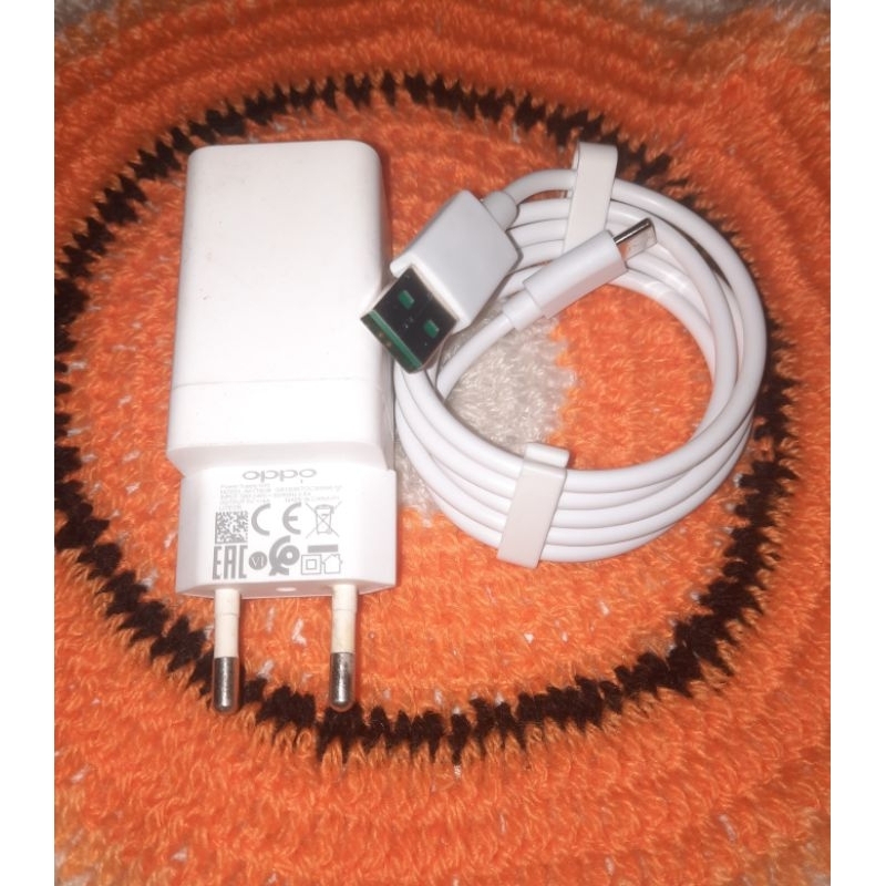 Charger Oppo VOOC 4A Fastcharging second ori100% bawaan hp Oppo F9 F1plus F3plus dll