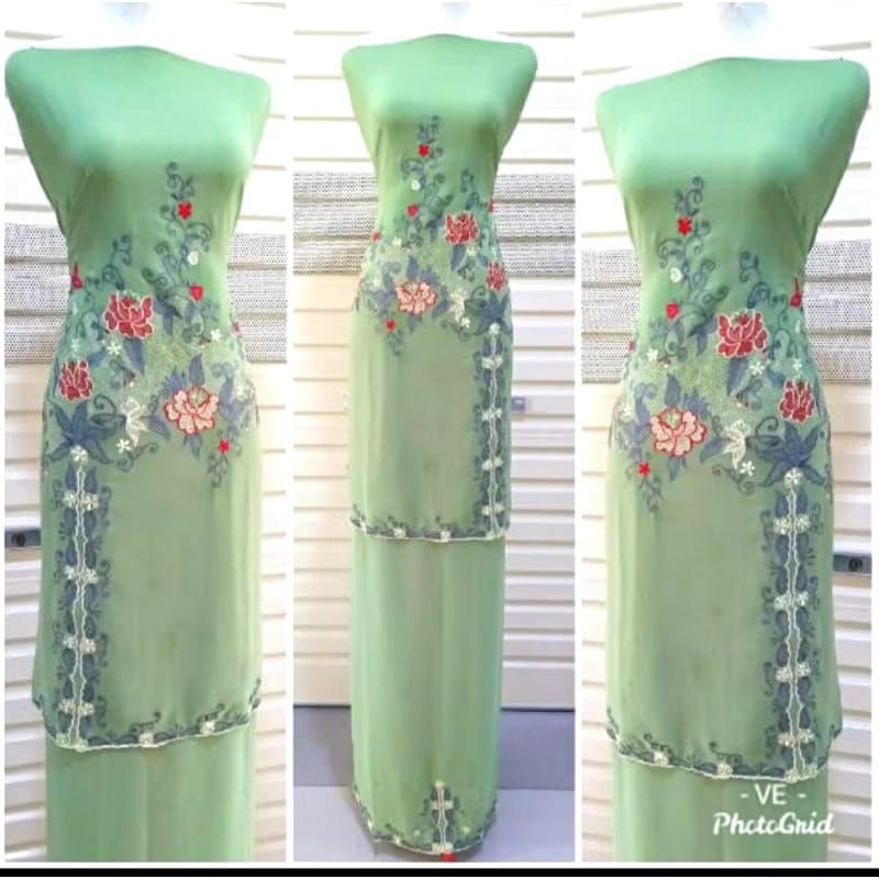 Bahan Baju Kurung Bordir Motif Suji Belah Bunga Pinggang/Bahan Balotelli
