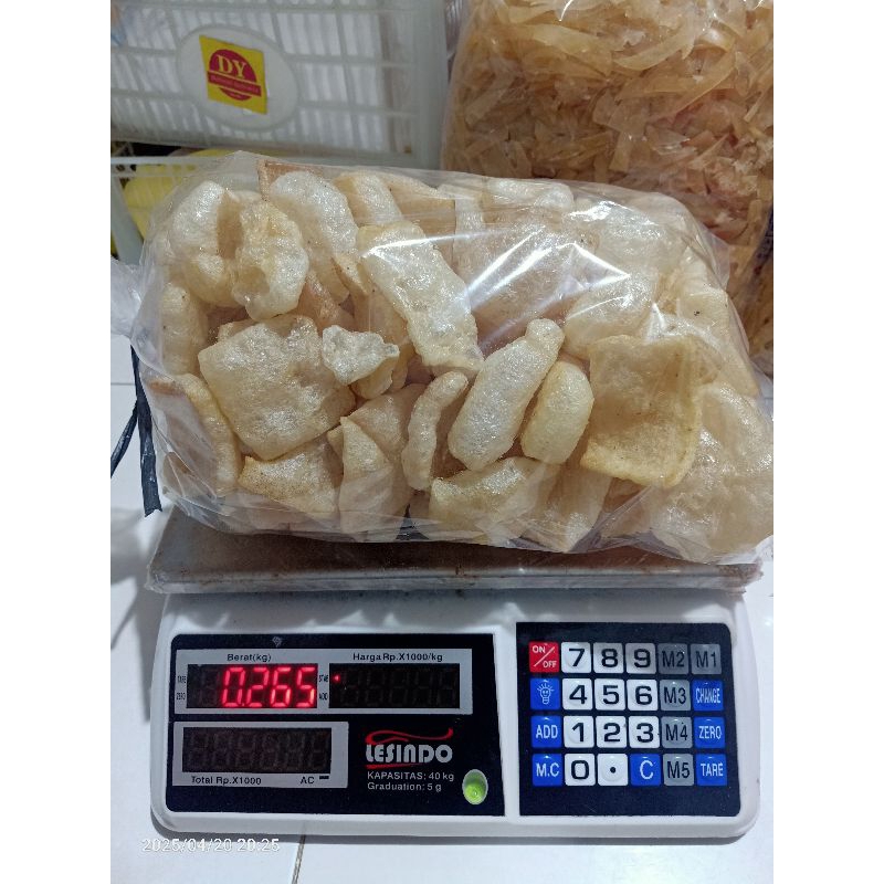 

Kerupuk Kulit Sapi Asli Gurih Khas Karawang 250 gr