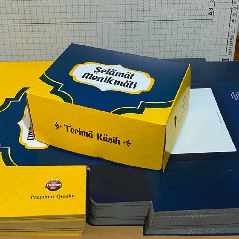 

Dus Snack, Uk. 17-11-7,5 cm