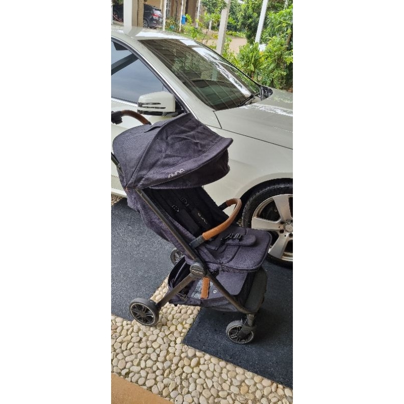 Stroller Nuna TRVL caviar (black)