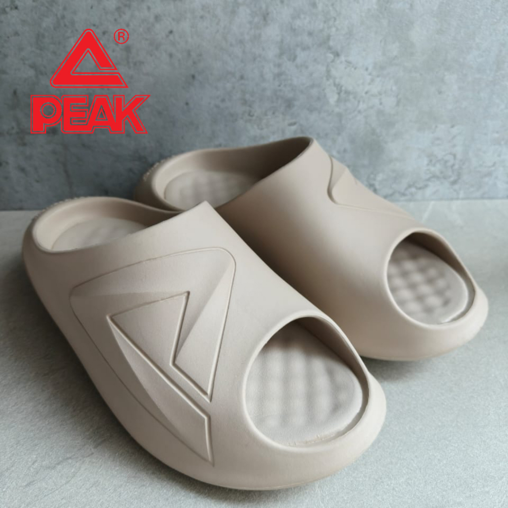 PEAK WOMAN Sandal Taichi "Giant" Slipper Premium Grey