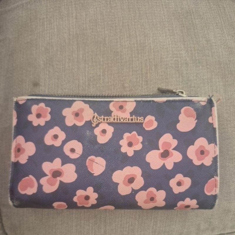 dompet stradivarius