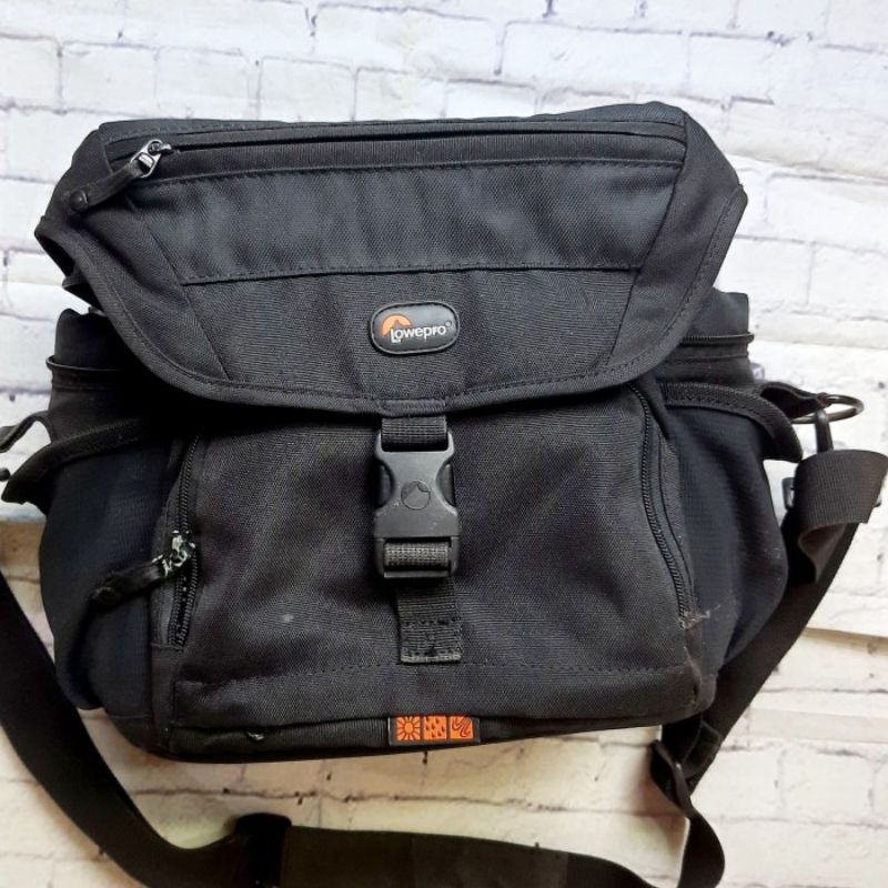 Tas kamera Lowepro