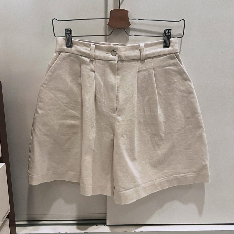 Wanita White Shorts Gemme putih A line jeans putih white