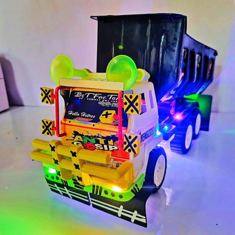 Mainan Mobil Mobilan Miniatur truck oleng pasir modifikasi truck plastik termurah