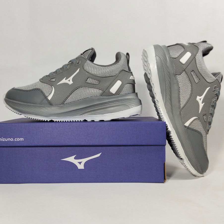 Sepatu Sneakers MZ SR 302 Abu Putih Sepatu Olahraga Outdoor Pria Dan Wanita Dewasa Ukuran 36 sampai 