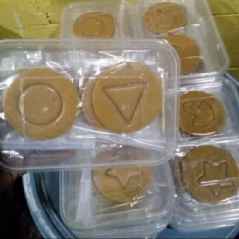 

Dalgona candy Ukuran 9-10 cm isi 50 pcs