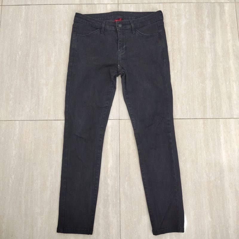 UJ Uniqlo  Skinny Jeans