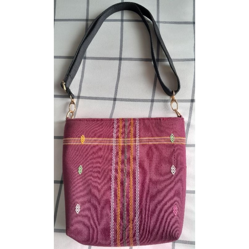 Tas Tenun Selempang