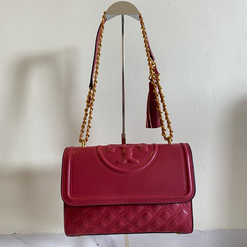 Tory Burch Fleming Convertible Shoulder Bag – Merah Maroon – Chic & Elegant - Semi Mirror