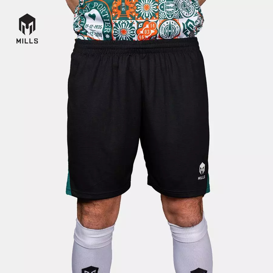 MILLS Celana Pendek Olahraga SepakBola Gelora Football Short Black 03100289