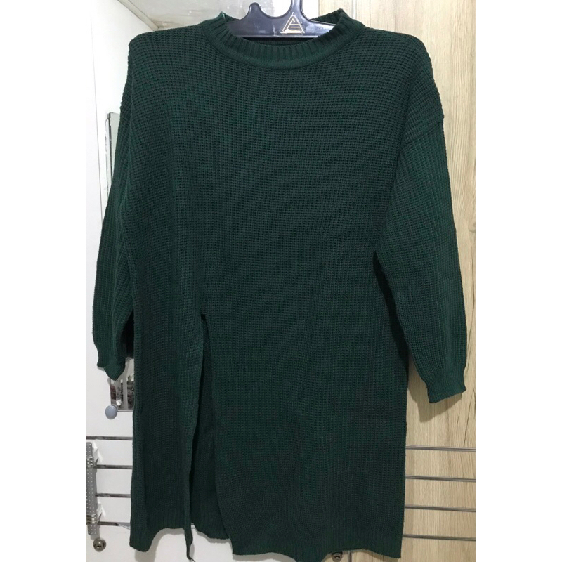 sweater rajut warna hijau emerald