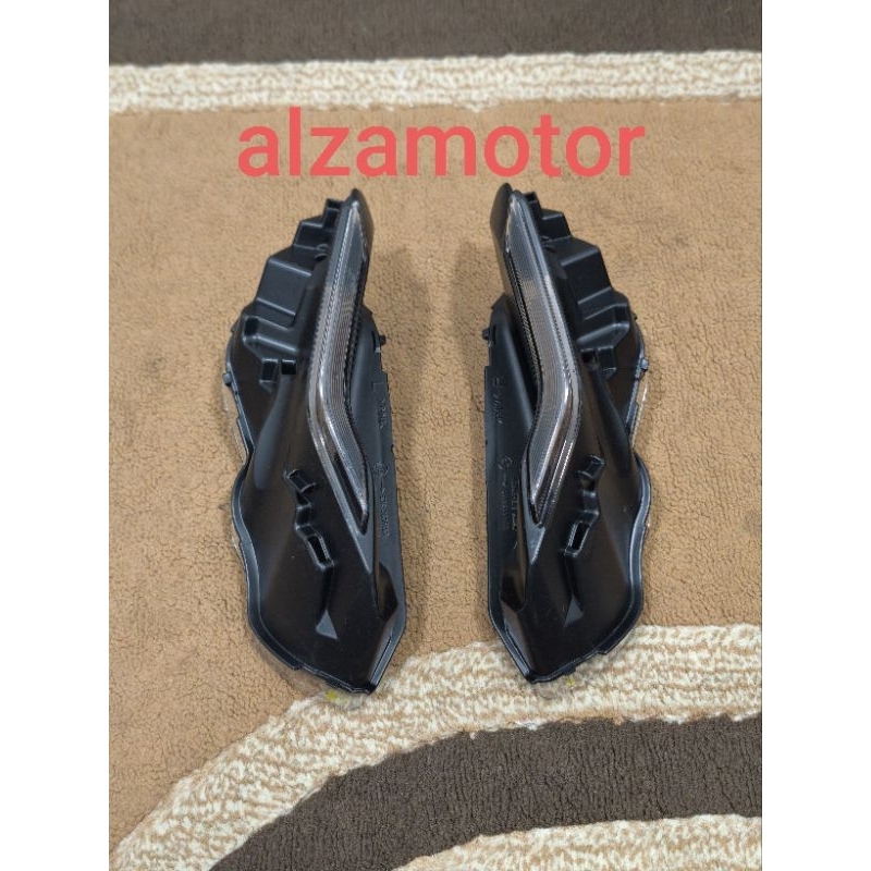 mika kaca lampu alis senja R15 v4 original kiri kanan mika kaca lampu alis Yamaha r15 v4