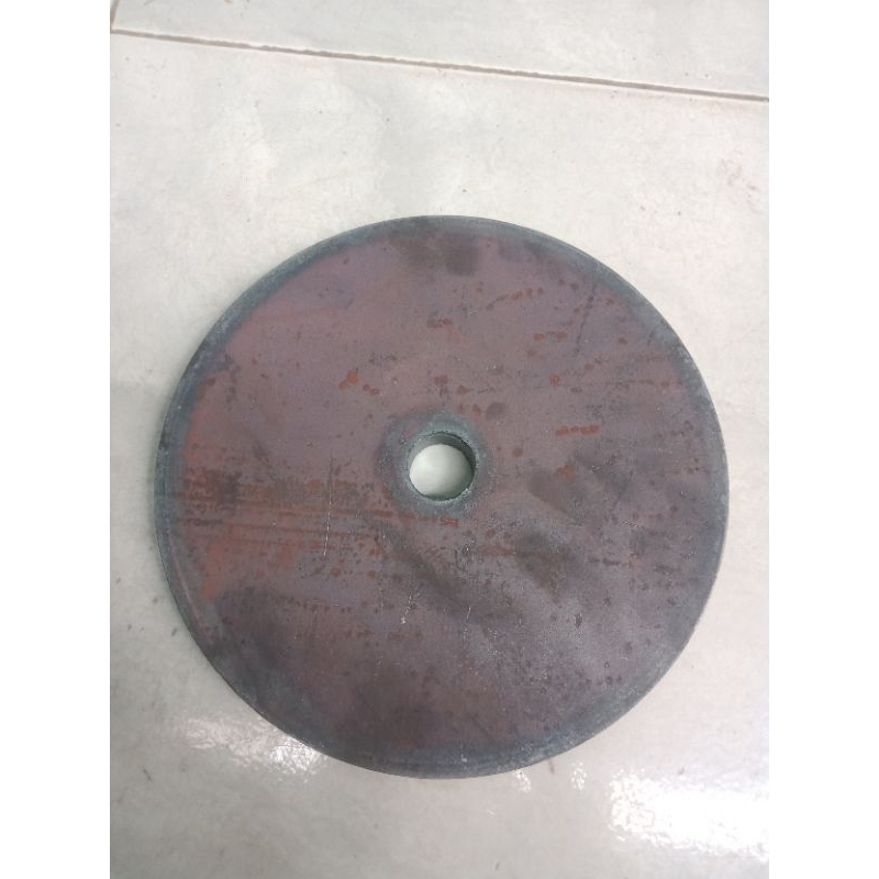 plat besi bulat diameter 21cm lubang tengah 25mm tebal 2mm s.d 16mm