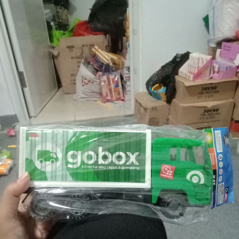 mainan anak cowoo mobil kirim barang/gobox