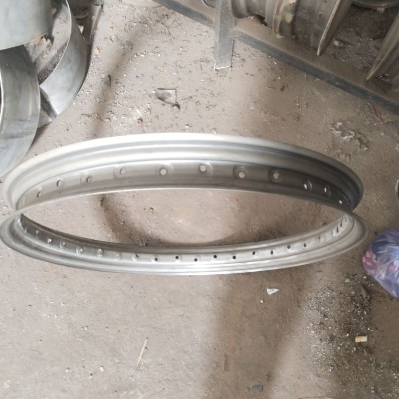 ring 21/215 velk Chopper