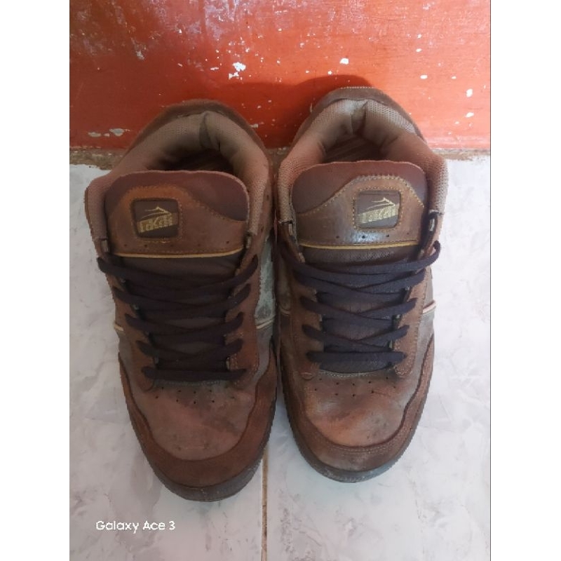 sepatu lakai vintage