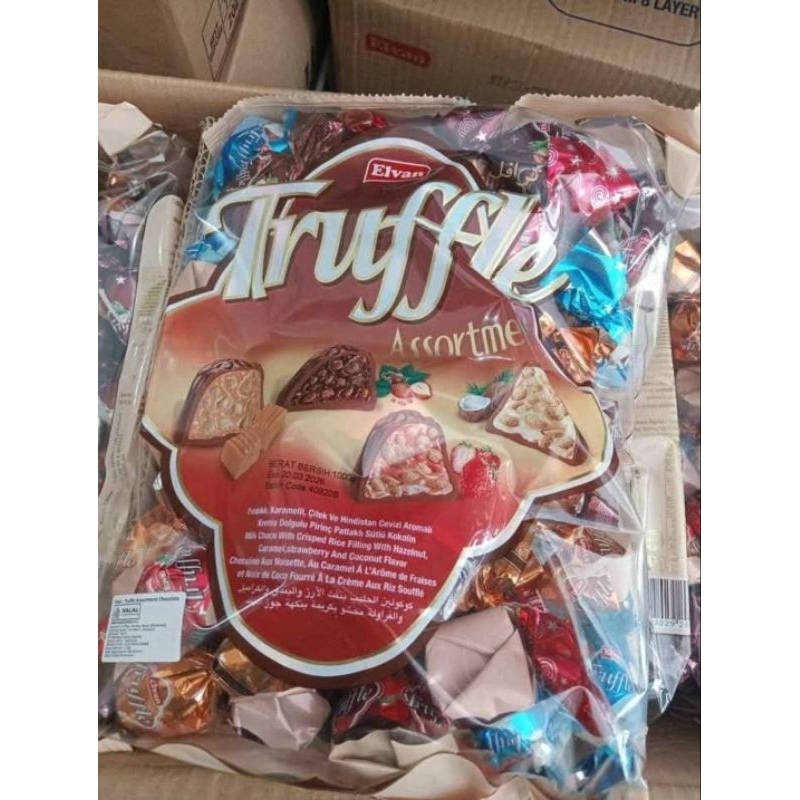 

Coklat Truffle 1kg | Isi Lumer Hazelnut & Karamel | Coklat Kiloan Murah Snack Premium