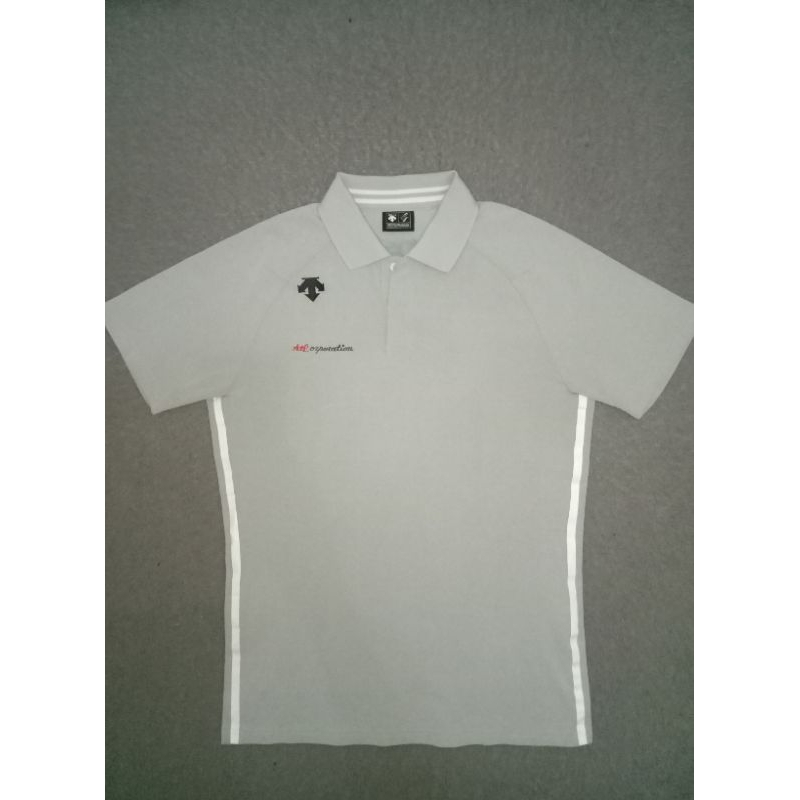 Descente polo shirt