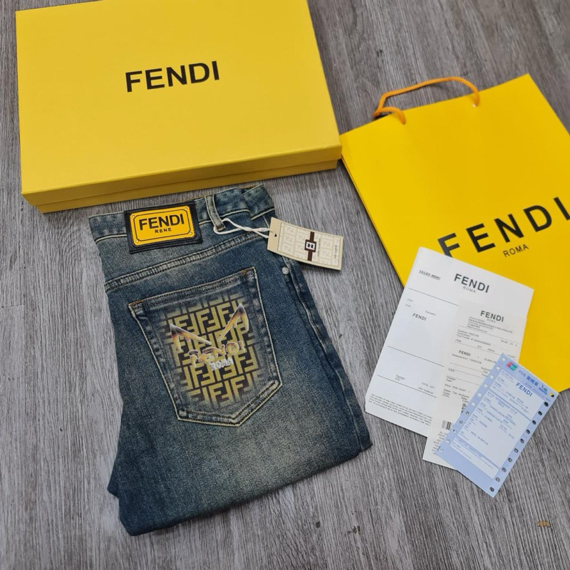 Celana Fendi Mirror