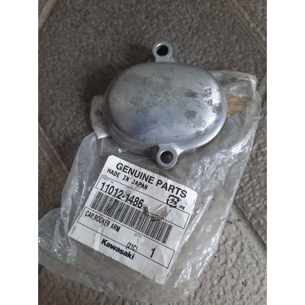 Tutup klep cover rocker arm  kawasaki binter merzy mercy kz200 CDI