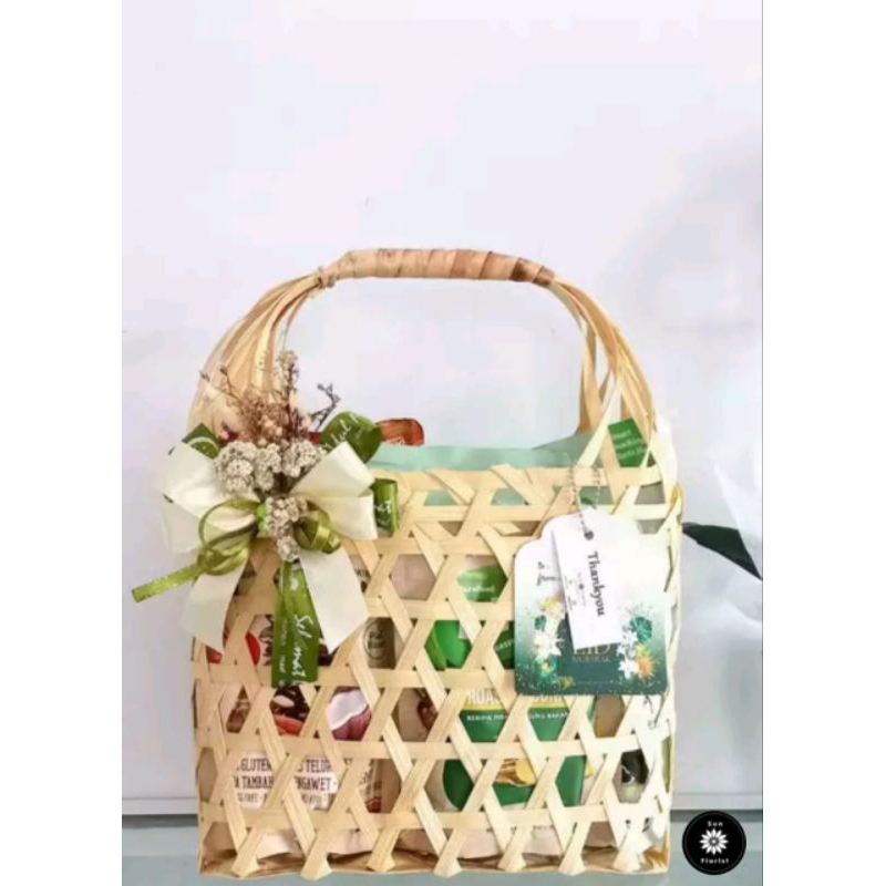 Keranjang Anyaman Bambu Keranjang Parcel Buah Hampers Ukuran Besar