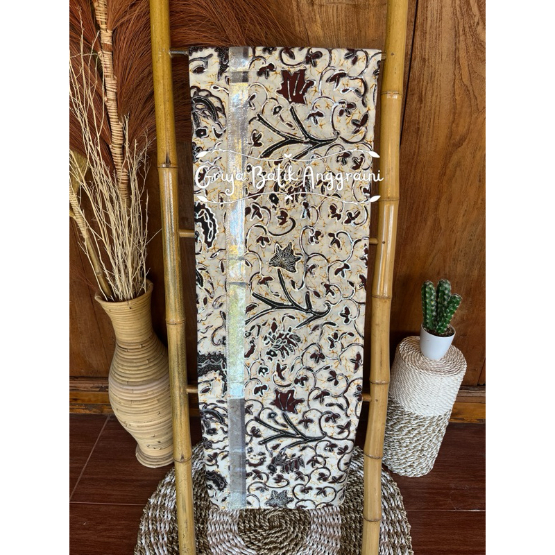 Kain Jarik Prada Tulis Motif WAHYU TUMURUN SANTOSO