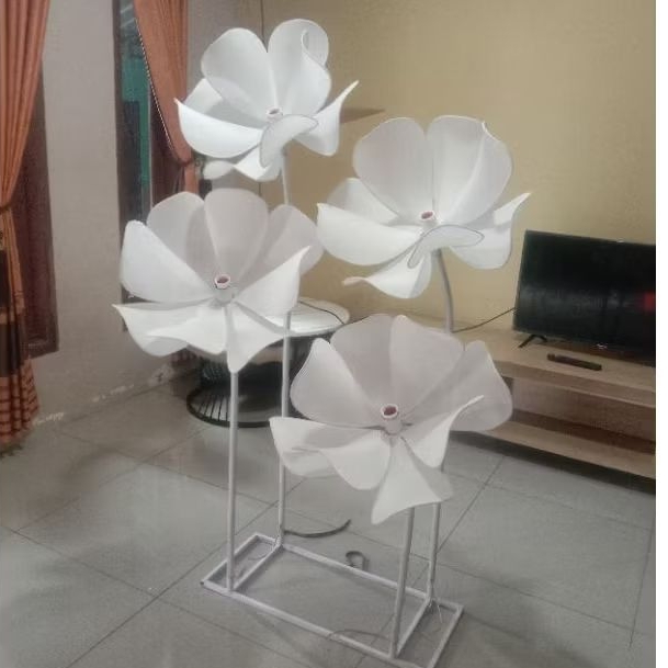 Stand lampu dekorasi pelaminan model bunga
