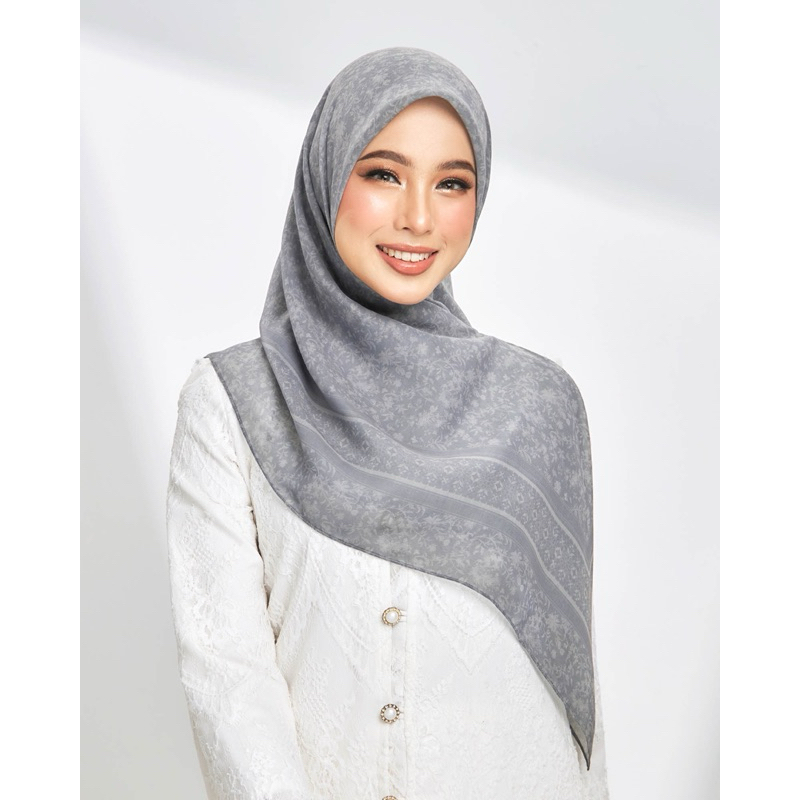 [READY] Tudungruffle - Mahsuri Series - Puspita Jeans