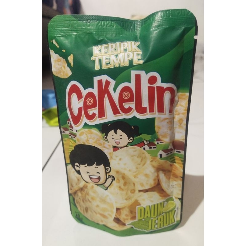 

Cemilan Keripik Tempe daun jeruk original