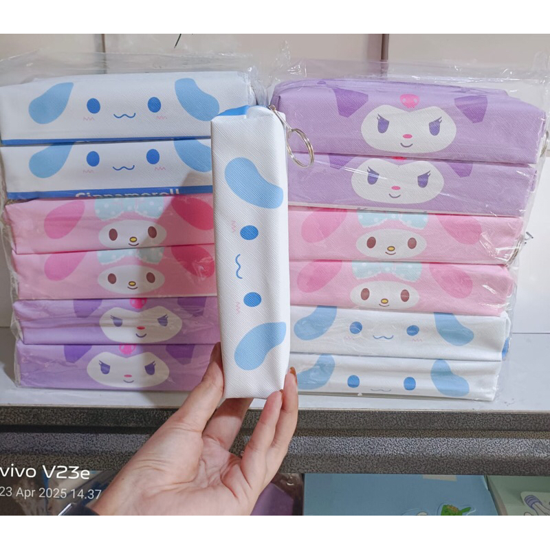 

pensil case lontong motif sanrio satuan