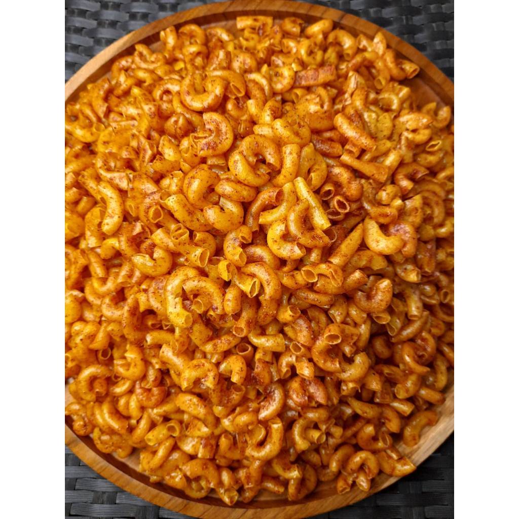 

Kerupuk Makaroni Pedas Daun Jeruk 500gr/Seblak Pedas Makaroni Bantat/Seblak Kering