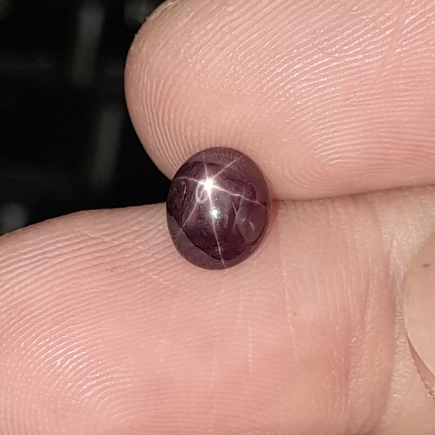 Natural Ruby Star Dim:est 6.5x5x2.5 mm 1.45Ct Merah Delima Purplish Red NTD Star Tajam Mayung Top Ku