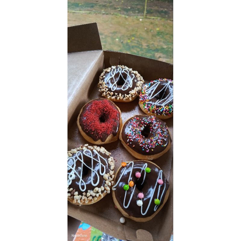

Donat Sedang Full Topping Dough 22gr Homemade Isi 5pc
