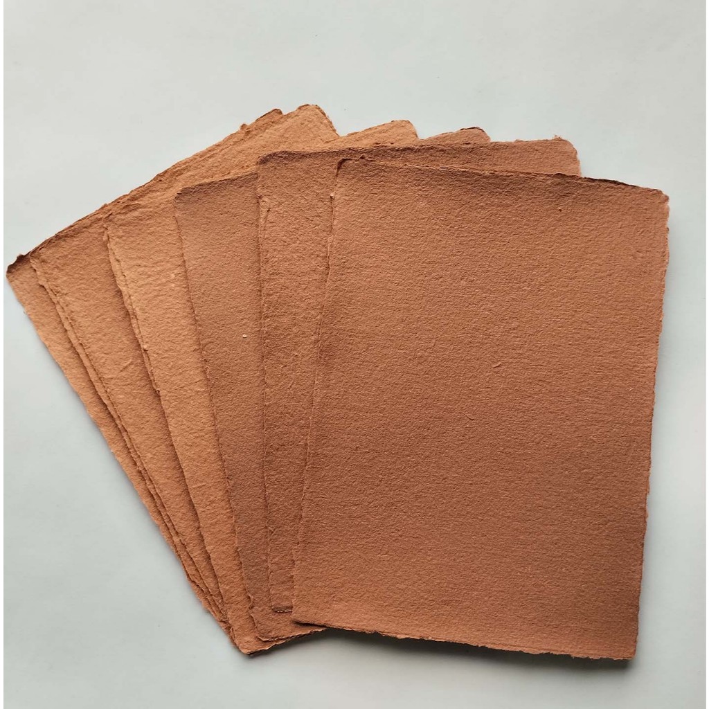 

Kertas Daur Ulang A5 Warna Brown Sugar – Handmade & Ramah Lingkungan
