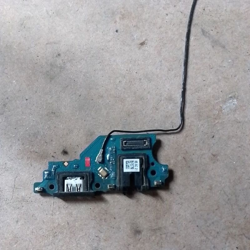 papan/fleksibel charger realme c11 2021 ORI copotan