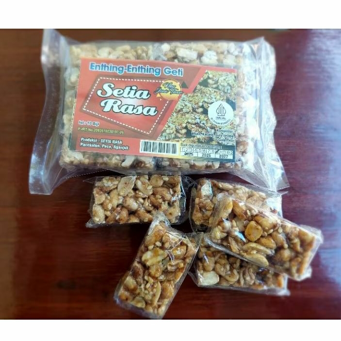 

Enting-enting Kacang ampyang Kacang dengan Gula merah