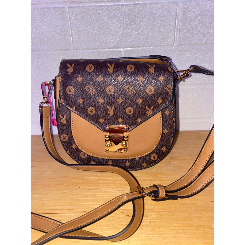 [PRELOVED] SALE Sling Bag Mini Merek Playboy Bunny Original 100%
