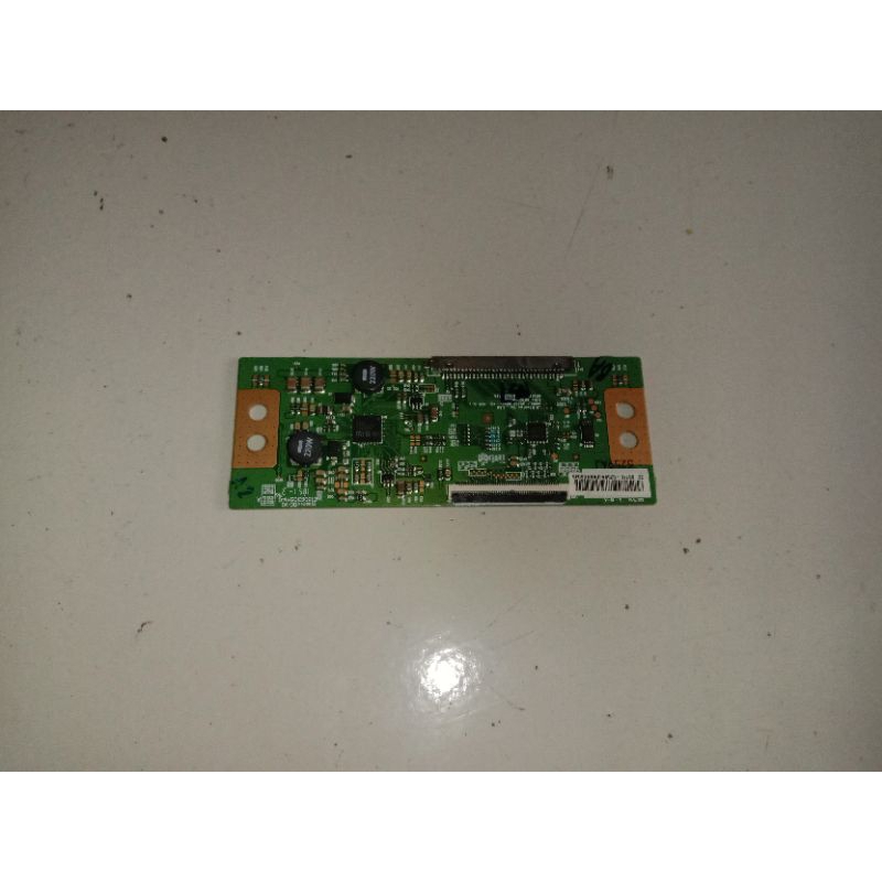 tcon tv Philips 32PHT4002S