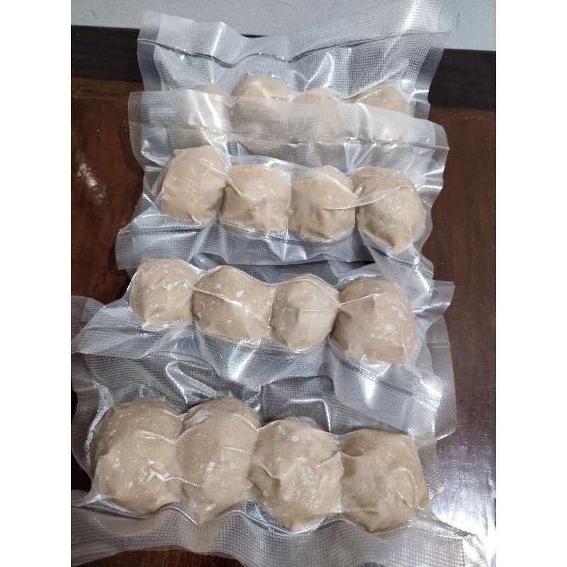 

Bakso sapi keju homemade tanpa pengawet(free sambal)isi 4