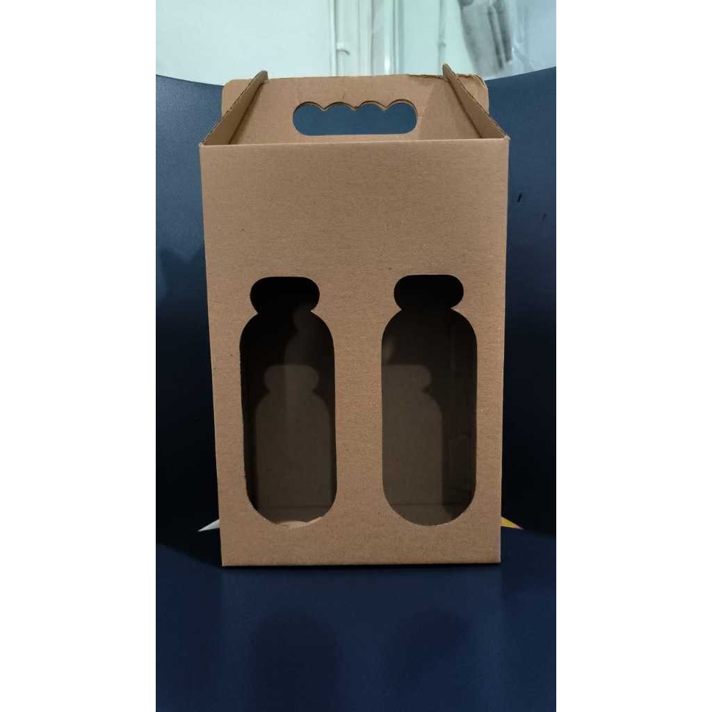 

Dus Botol 1 Liter isi 2 Box Minuman Dus Coklat Polos Ukuran 17.5x8.5x25 cm