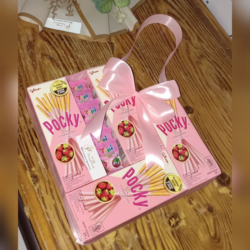 

Hampers Pocky Love dan Permen